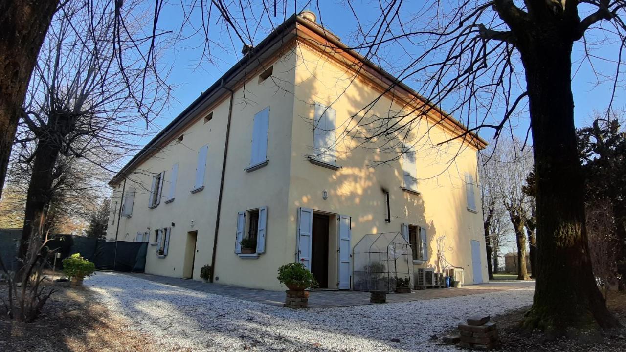 La Torre Di Longara Bed & Breakfast Calderara di Reno Dış mekan fotoğraf