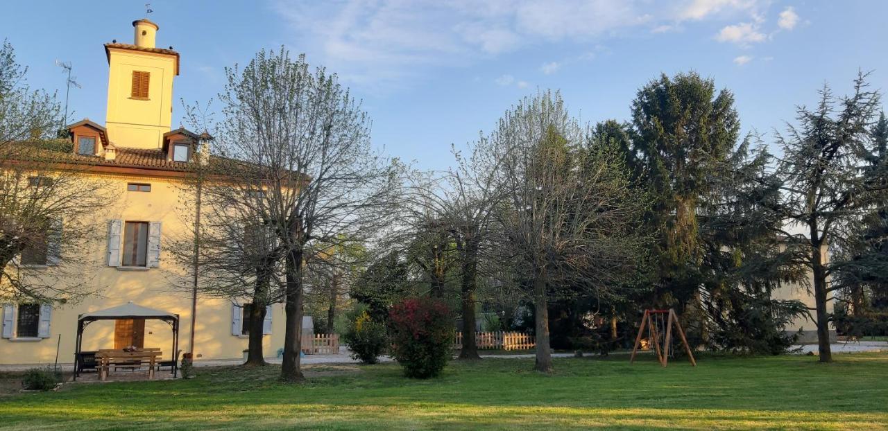 La Torre Di Longara Bed & Breakfast Calderara di Reno Dış mekan fotoğraf